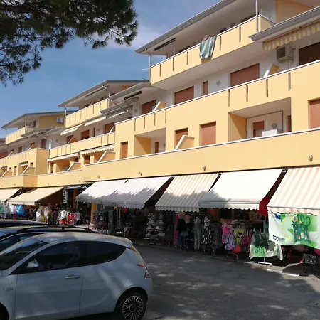Daire Condominio Simma Giallo E Azzurro *