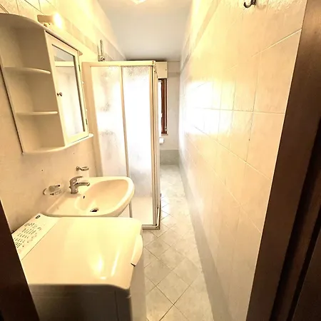 Condominio Simma Giallo E Azzurro Daire