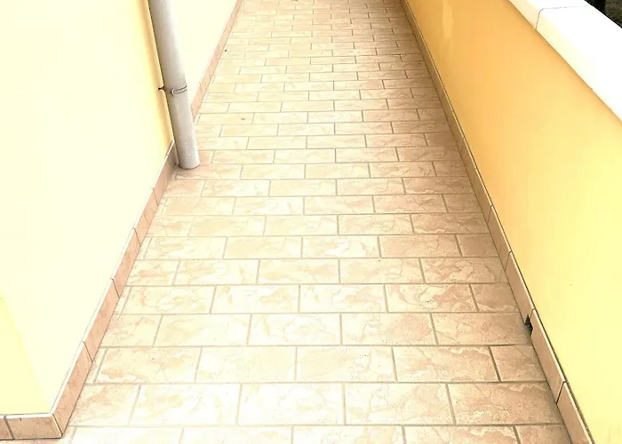 Condominio Simma Giallo E Azzurro Lejlighed