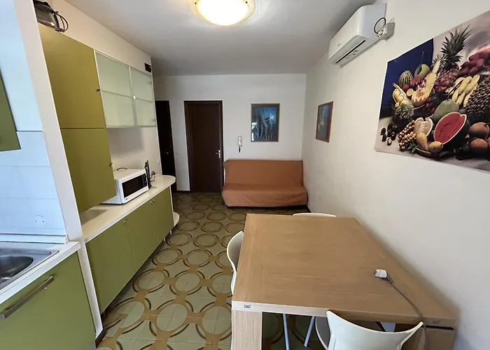 Condominio Simma Giallo E Azzurro