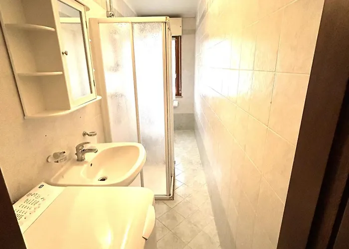 Condominio Simma Giallo E Azzurro Lejlighed