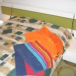 Appartamento Condominio Simma Giallo E Azzurro *