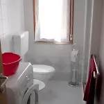 Appartamento Condominio Simma Giallo E Azzurro *