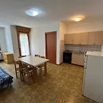 Appartamento Condominio Simma Giallo E Azzurro *