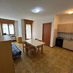 Condominio Simma Giallo E Azzurro Daire