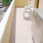 Condominio Simma Giallo E Azzurro Bibione