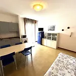 Condominio Simma Giallo E Azzurro Daire *