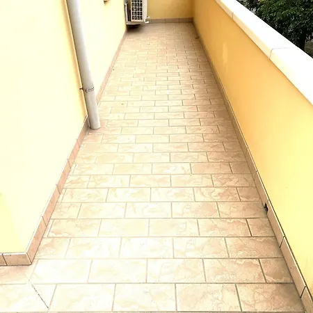 Condominio Simma Giallo E Azzurro Apartamento