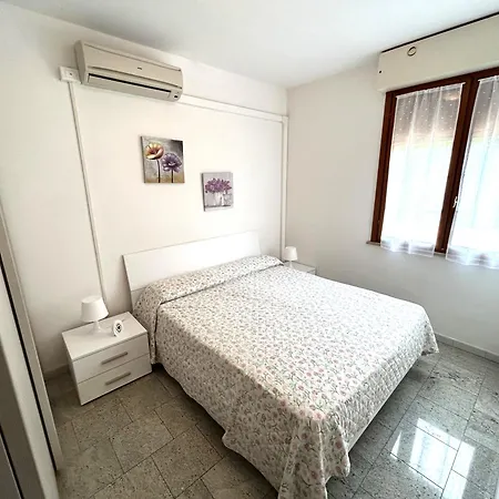 Condominio Simma Giallo E Azzurro ビビオーネ