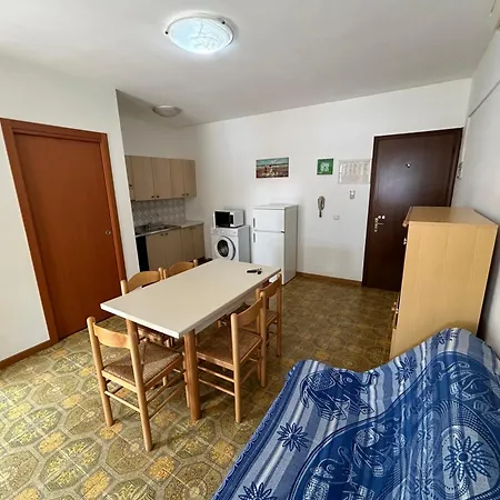 Condominio Simma Giallo E Azzurro Apartamento