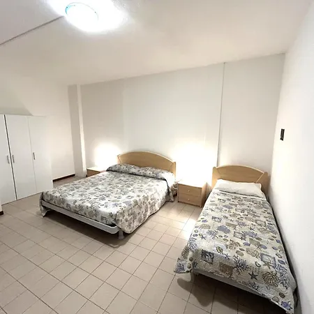 Appartamento Condominio Simma Giallo E Azzurro *