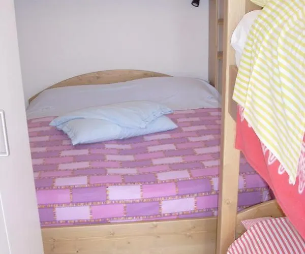 Condominio Simma Giallo E Azzurro