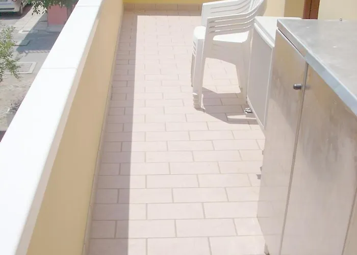 Condominio Simma Giallo E Azzurro Bibione