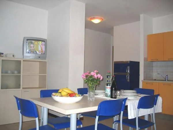 Condominio Simma Giallo E Azzurro Apartmán Bibione