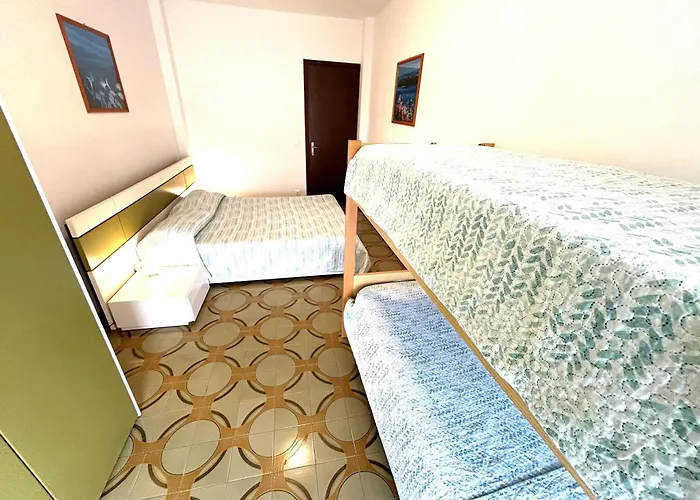 Appartamento Condominio Simma Giallo E Azzurro